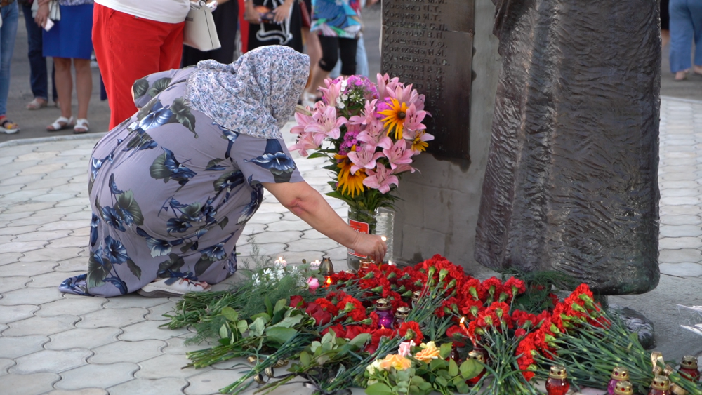 В Крымске сегодня вспоминают погибших в наводнении  2012-го года