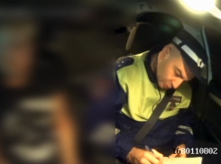В Абинском районе пьяная женщина-водитель пыталась подкупить полицейского