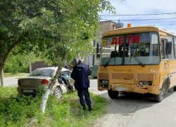 В Крымске произошло ДТП со школьным автобусом