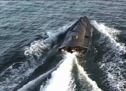 Mash: Морской беспилотник ВСУ атаковал нефтегавань "Шесхарис" в Новороссийске