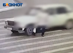 В Абинске водитель наехал на женщину, которая переходила дорогу по пешеходному переходу
