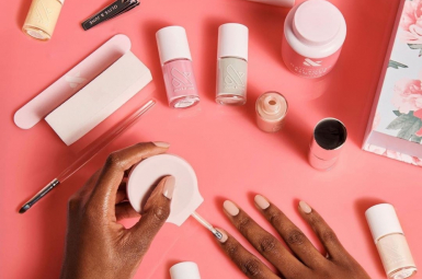 Маникюр,педикюр 