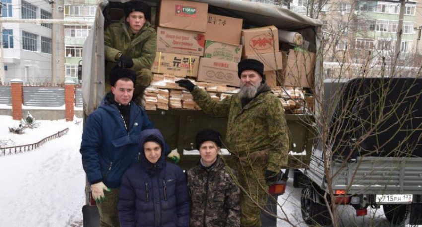 Казаки из Абинска доставили гуманитарную помощь для участников СВО