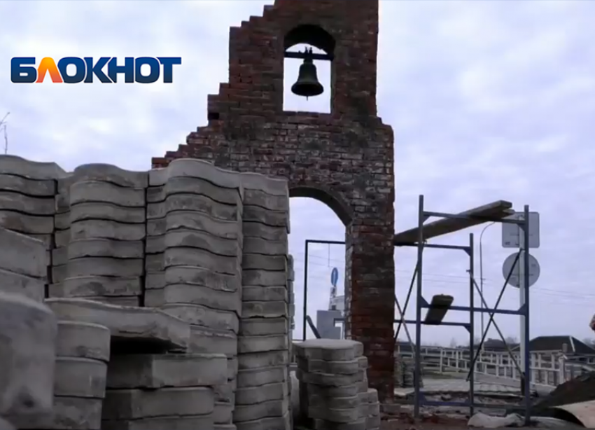 В Крымске продолжаются работы по переносу памятника жертвам наводнения 2012-го года